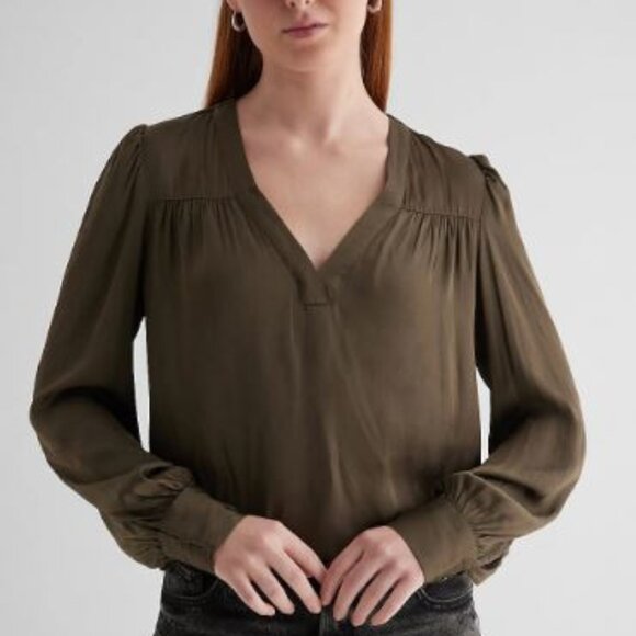 NWOT Express Satin V-Neck Cuff Sleeve Top - size XL - Picture 1 of 2